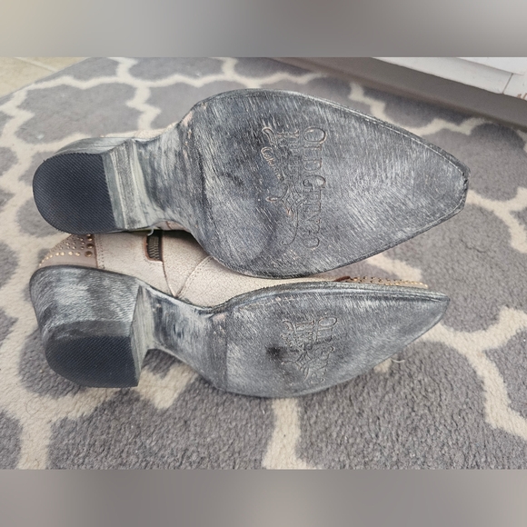 Old Gringo White and Gold Ankle Boots - Picture 2 of 4